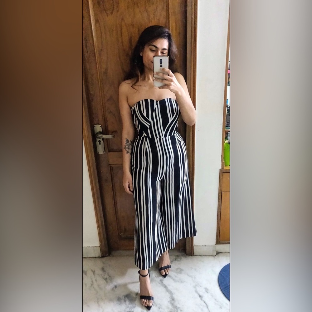 SOLD ❌ Black White Striped Strapless Jumpsuit - Picture 12 of 13